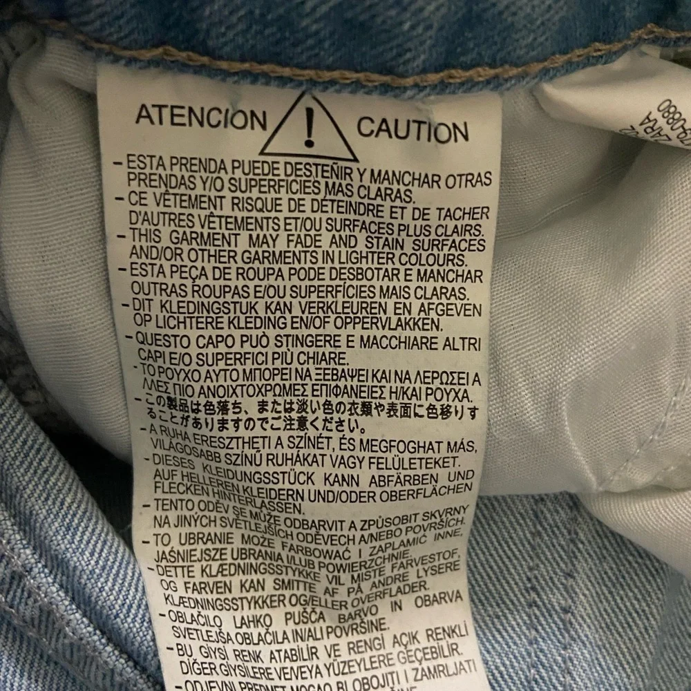 Zara Mom Fit Comfort Jeans size 4  High waisted